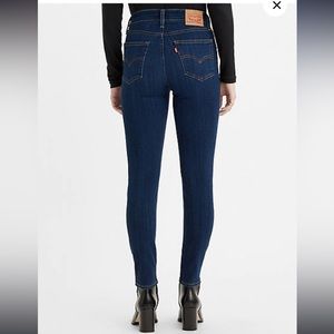 Levi’s Milehigh medium wash super skinny Jean 26W 30L